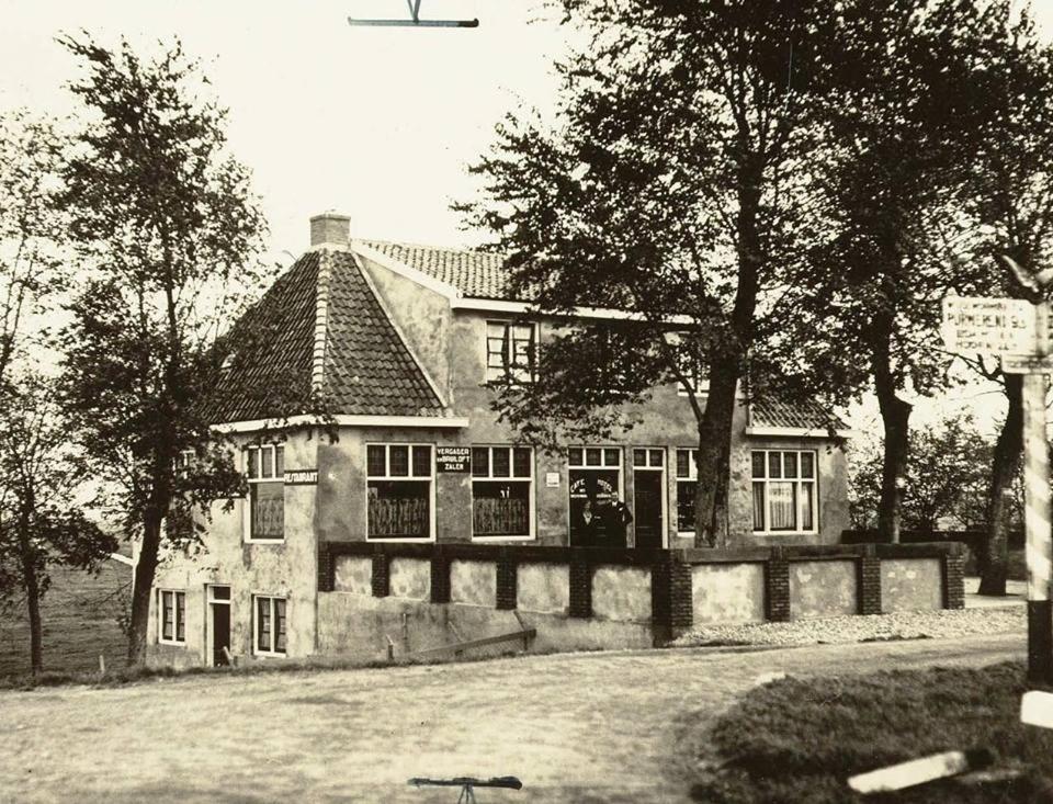 Cafe Brasserie Het Heerenhuis Het Kalf Kültér fotó