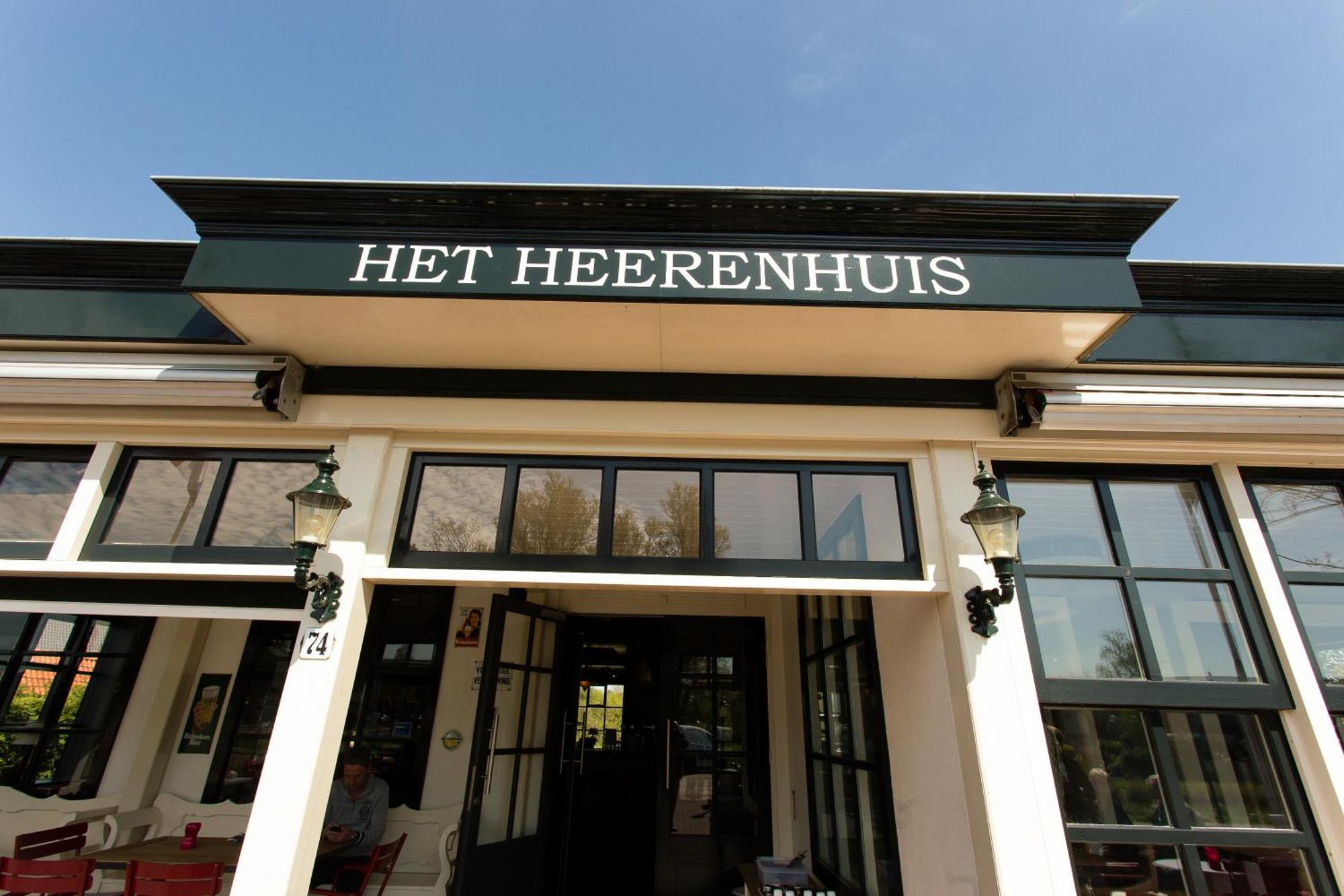 Cafe Brasserie Het Heerenhuis Het Kalf Kültér fotó
