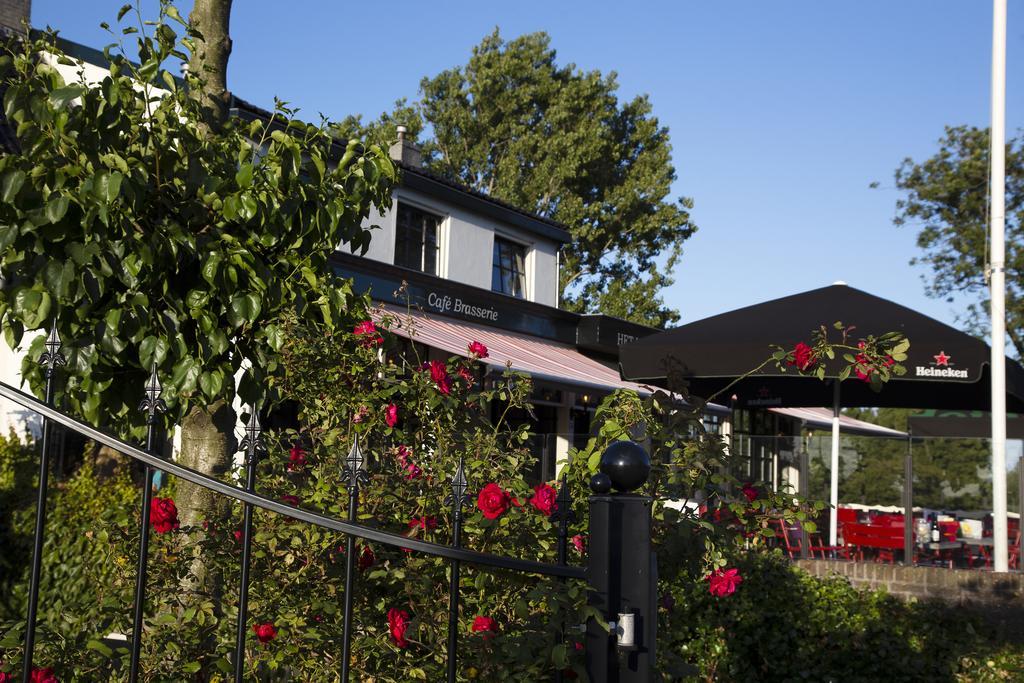 Cafe Brasserie Het Heerenhuis Het Kalf Kültér fotó