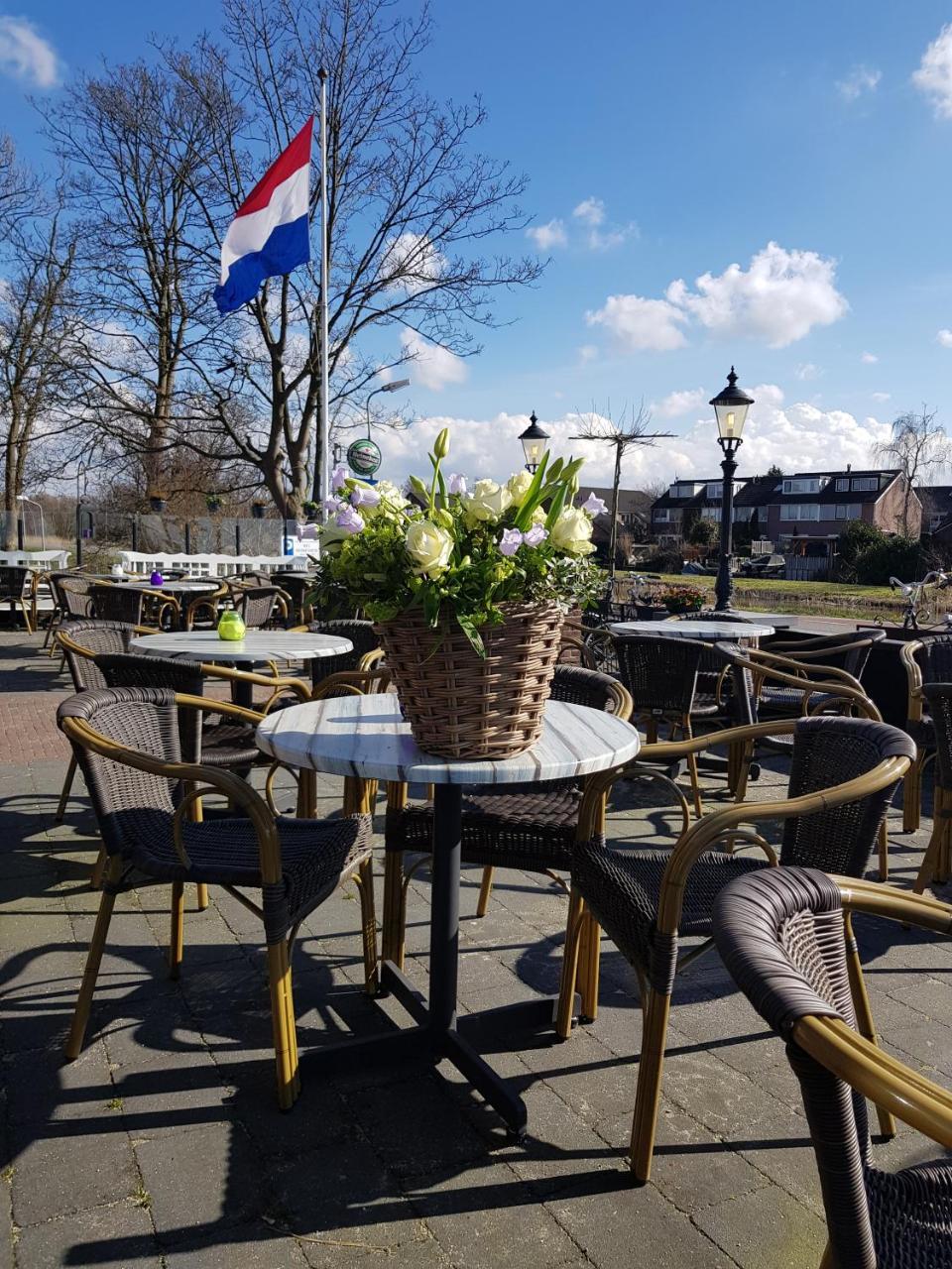Cafe Brasserie Het Heerenhuis Het Kalf Kültér fotó